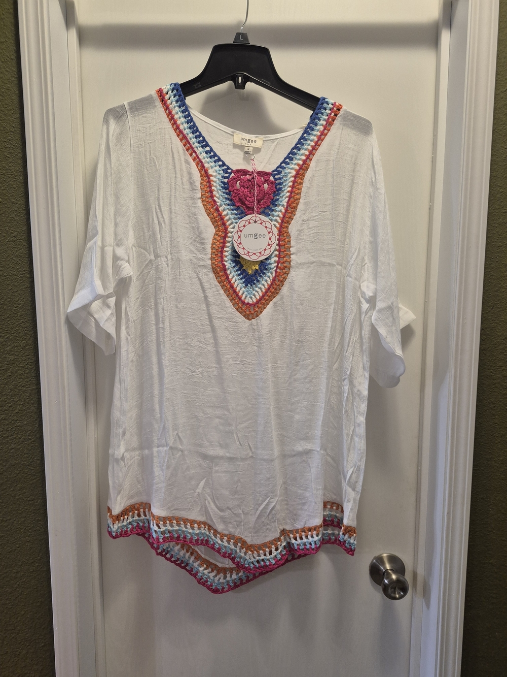 Umgee White Crochet Trim V-Neck Women's Top
